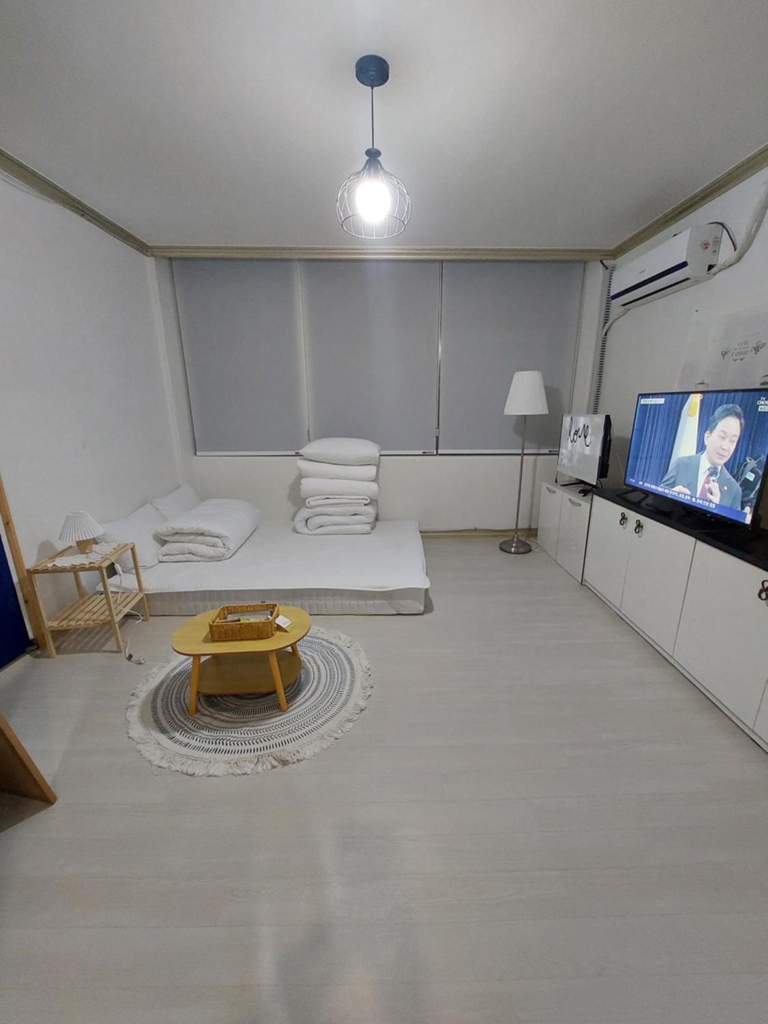 Blau Guesthouse Gyeongju Esterno foto